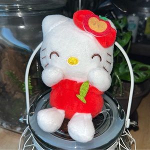 hello kitty mini plush keychain